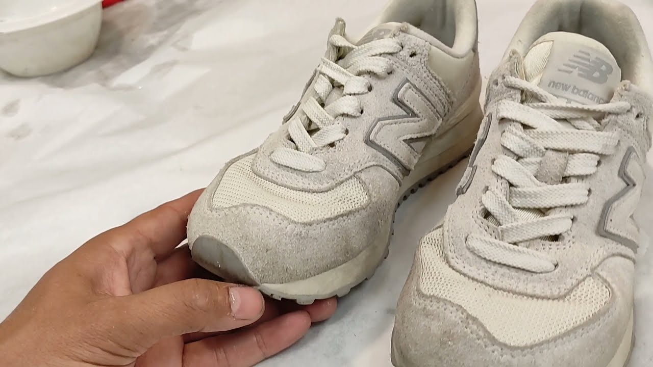 Cómo unas zapatillas blancas de gamuza? - Lavar.org